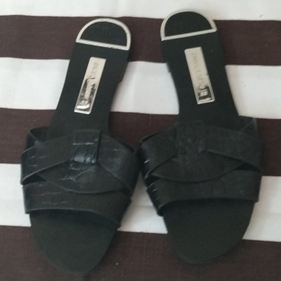 Shoes - Picture 3 of 6